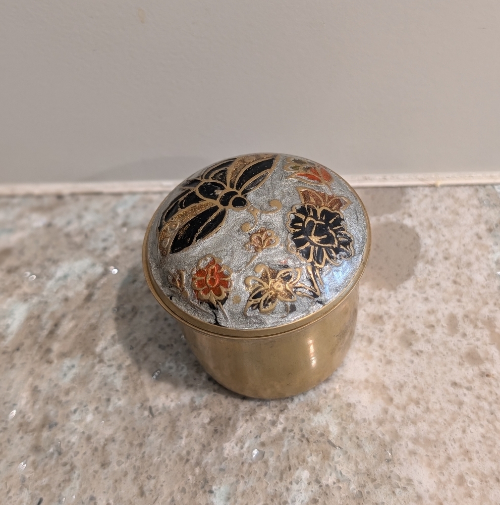 Vintage Enameled Brass Trinket Pocket Jewelry Box Bumble Gold Black Bee Flowers